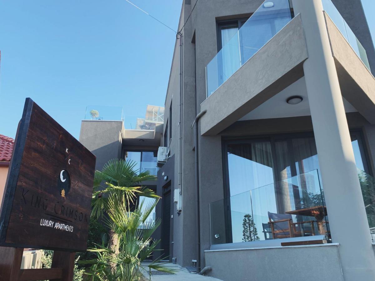 King Crimson Luxury Apartments Marathokefála Екстериор снимка